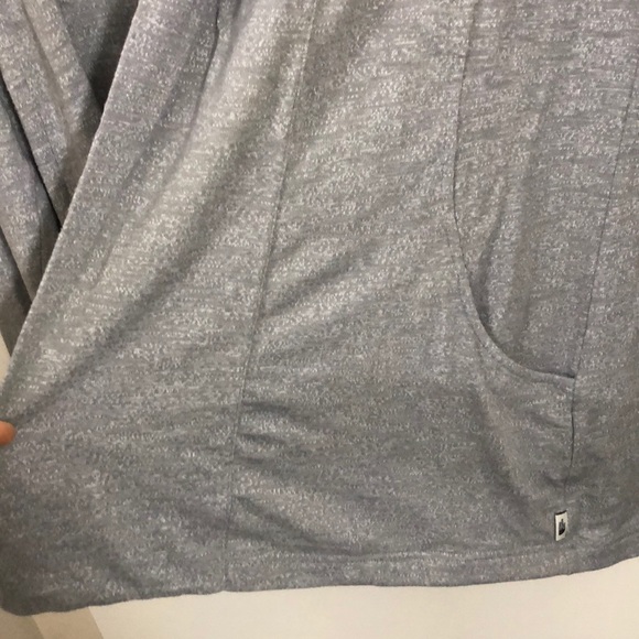 THE NORTH FACE medium gray cardigan - Picture 4 of 13